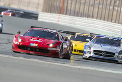 斯库德里亚布拉格车队11号法拉利458 Italia GT3:吉里·匹萨里克、皮特·考克斯、马特奥·玛鲁塞里、马特奥·克雷索尼