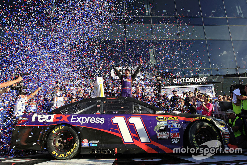5. Ganador de la carrera: Denny Hamlin, Joe Gibbs Racing Toyota