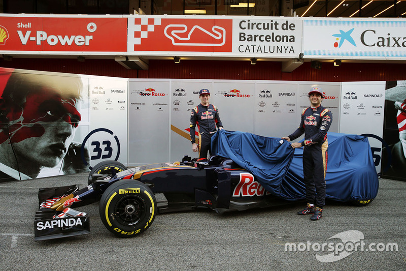 Max Verstappen, Scuderia Toro Rosso y Carlos Sainz Jr., Scuderia Toro Rosso develan el Scuderia Toro Rosso STR11