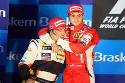 Podio: ganador de la carrera Felipe Massa, segundo lugar Fernando Alonso