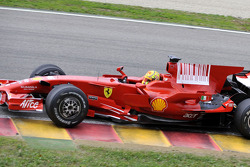 Valentino Rossi test de Ferrari F2008