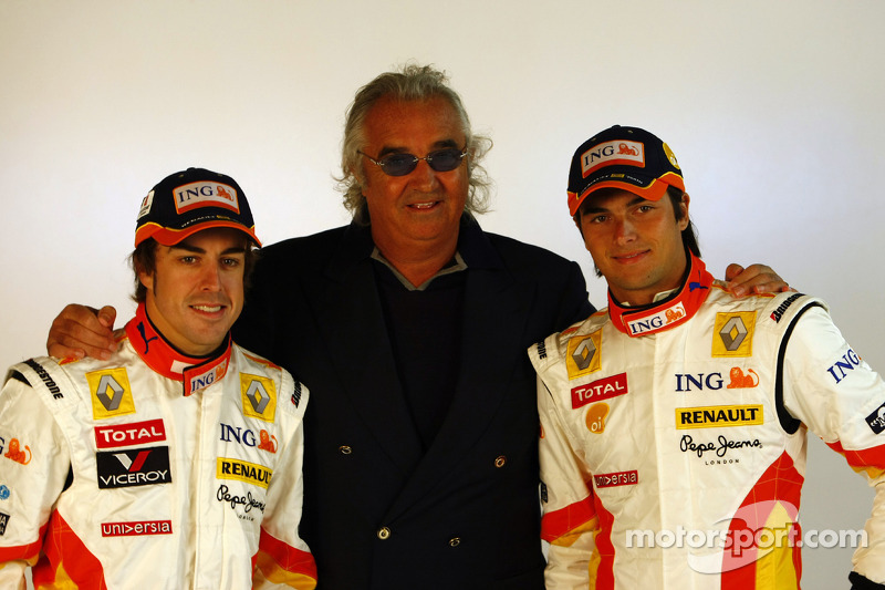 Fernando Alonso, Flavio Briatore; und Nelson A. Piquet, Renault