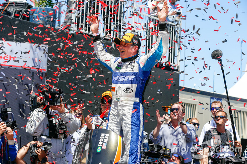 O brasileiro conseguiu o feito ao lado de John Pew, no comando da Ligier JS P2 Honda HPD