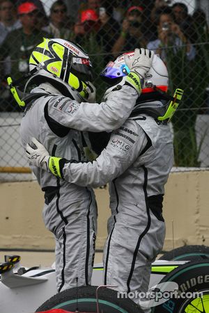 Jenson Button, BrawnGP gana el Campeonato del mundo con Rubens Barrichello, BrawnGP
