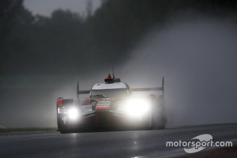 #7 Audi Sport Team Joest Audi R18: Marcel Fassler, Andre Lotterer, Benoit Tréluyer