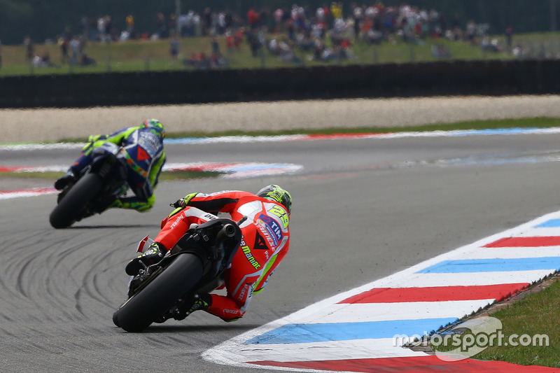 Andrea Iannone, Ducati Team and Valentino Rossi, Yamaha Factory Racing