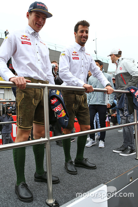 Max Verstappen y Daniel Ricciardo